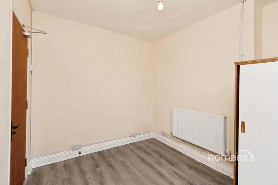 Newport Road, Aldershot, GU12, photo 3