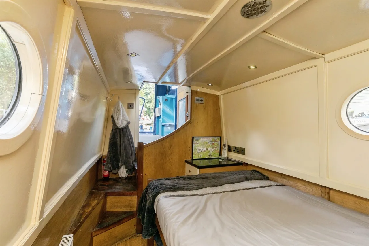 Brassknocker Hill, Monkton Combe, BA2, photo 12