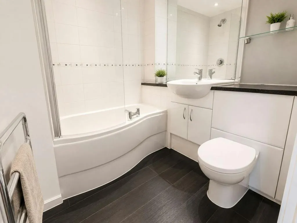 Elmira Way, Platt House, M5, photo 6