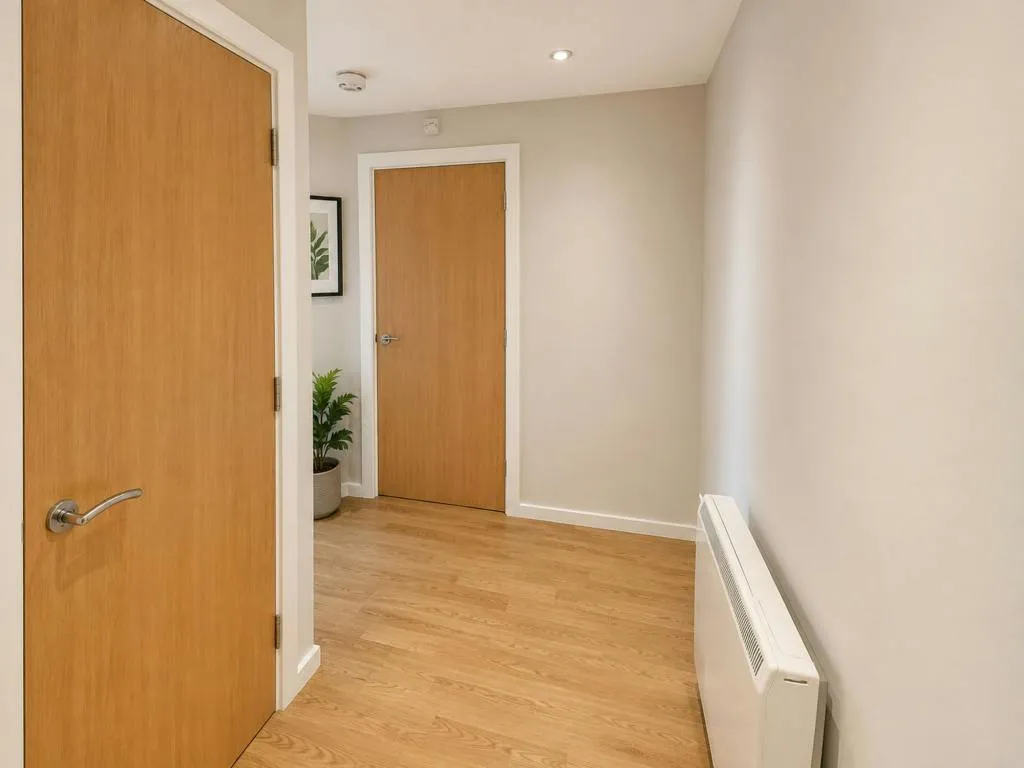 Elmira Way, Platt House, M5, photo 9
