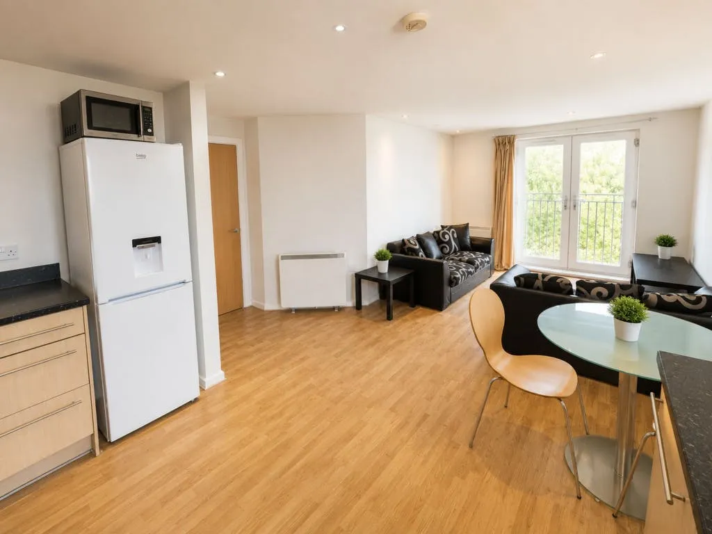 2 bed flat for sale — Elmira Way, Platt House, M5
