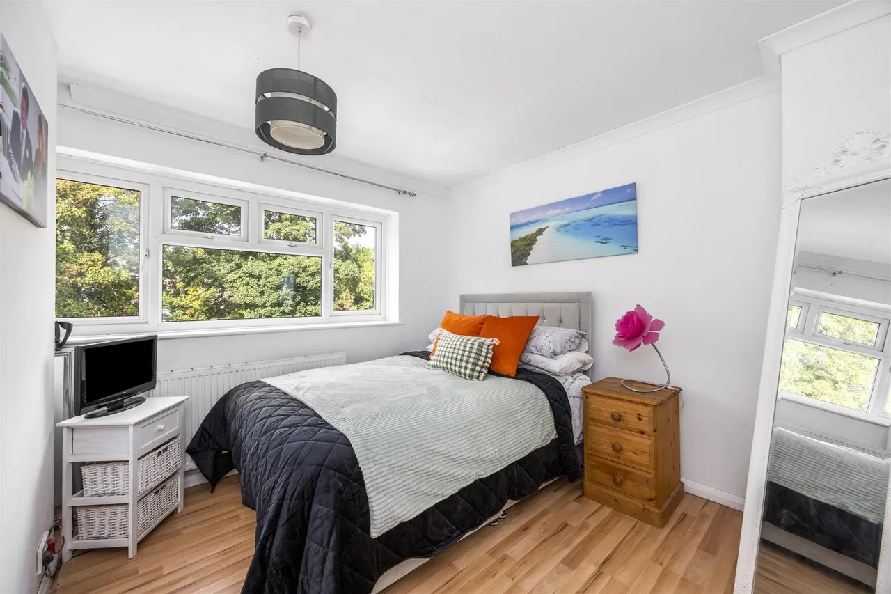 Winterbourne Close, Lewes, BN7, photo 11