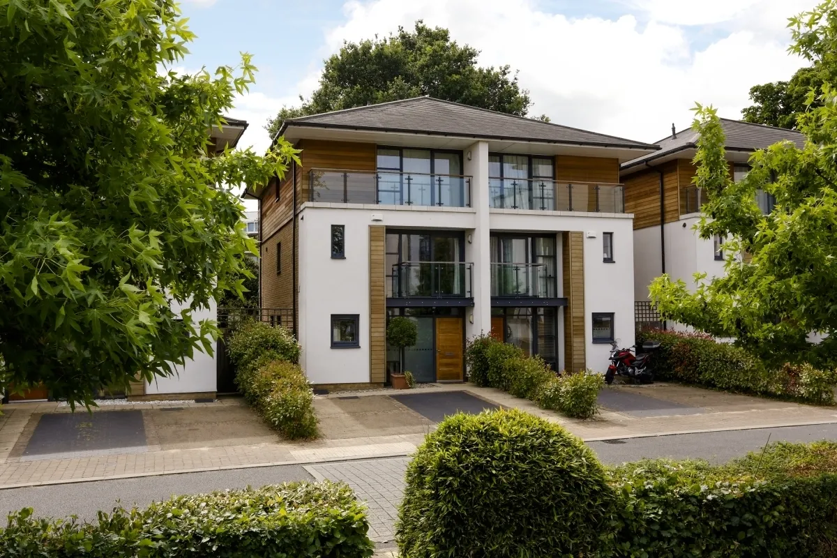 Whitelands Crescent, SW18, photo 12