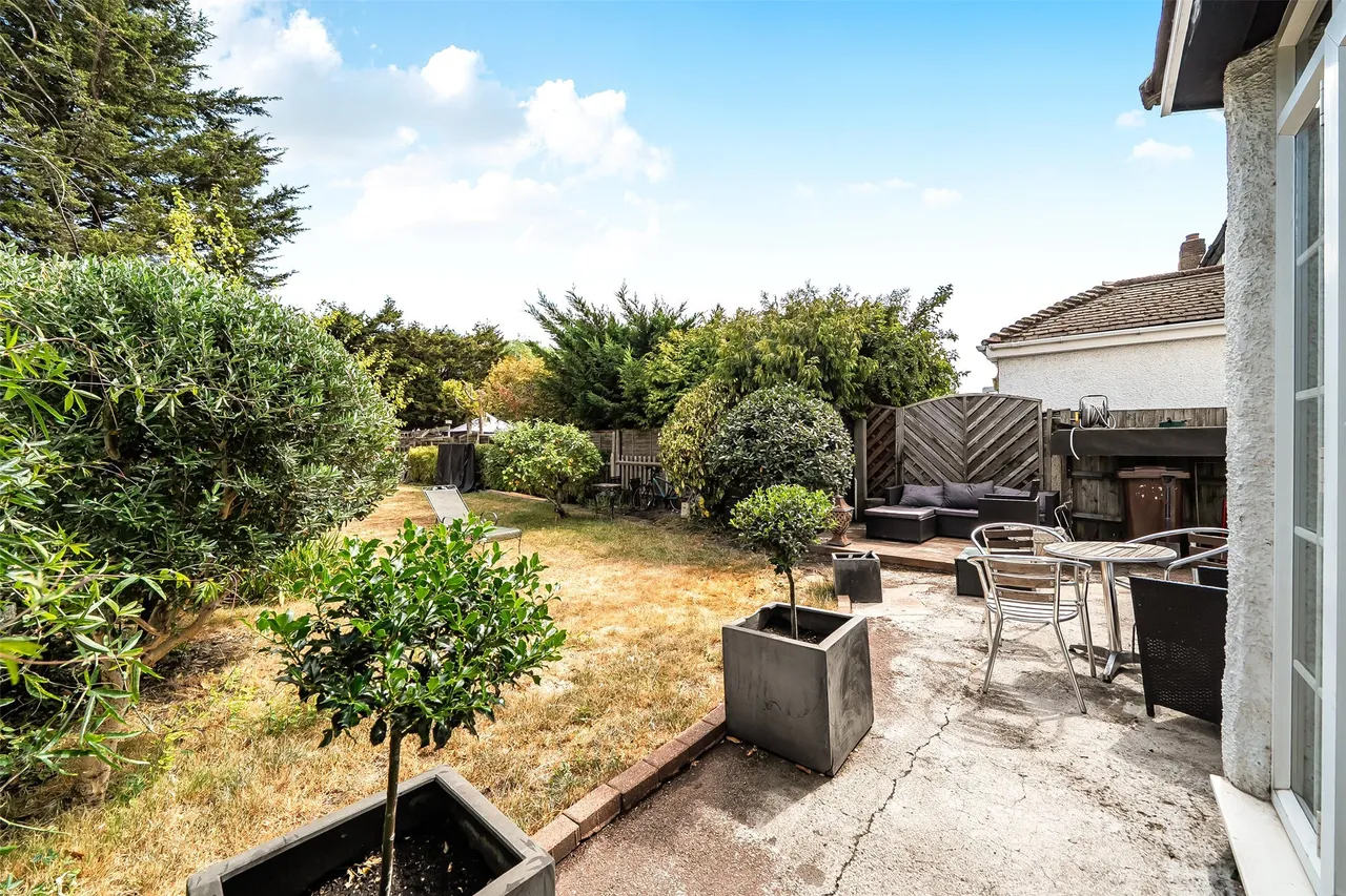 Woodlands Avenue, Worcester Park, KT4 7AL, photo 15
