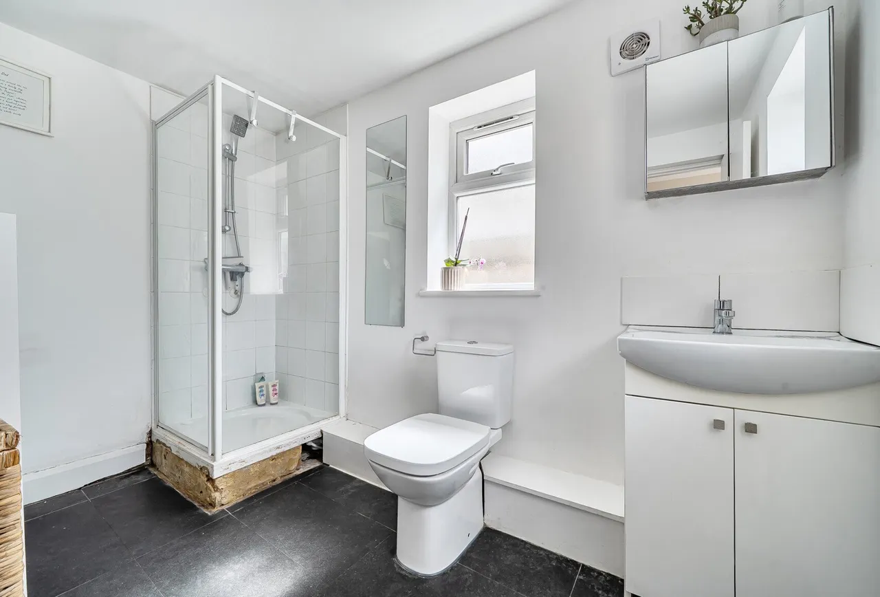 Woodlands Avenue, Worcester Park, KT4 7AL, photo 10