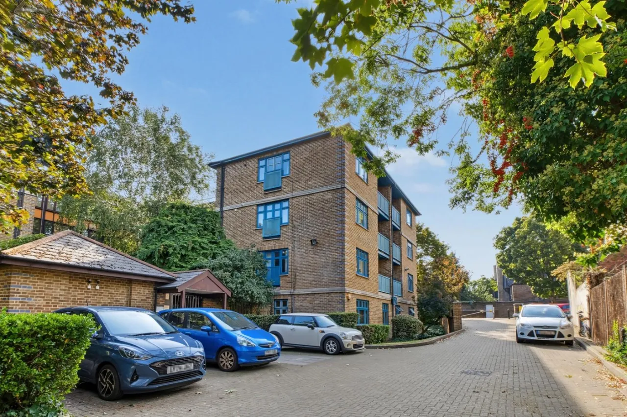 1 bed flat for sale, Matthias Road, London, N16