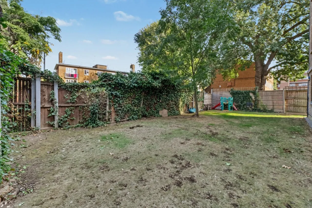 Matthias Road, London, N16, photo 9