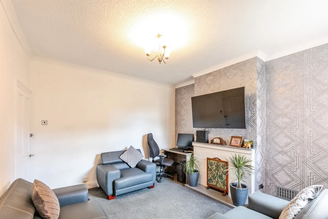 Albert Road, Wellingborough, NN8, photo 3