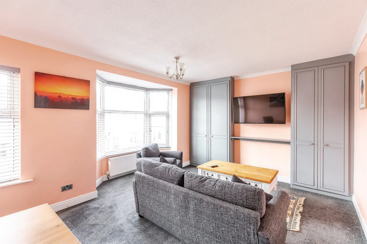 Albert Road, Wellingborough, NN8, photo 9