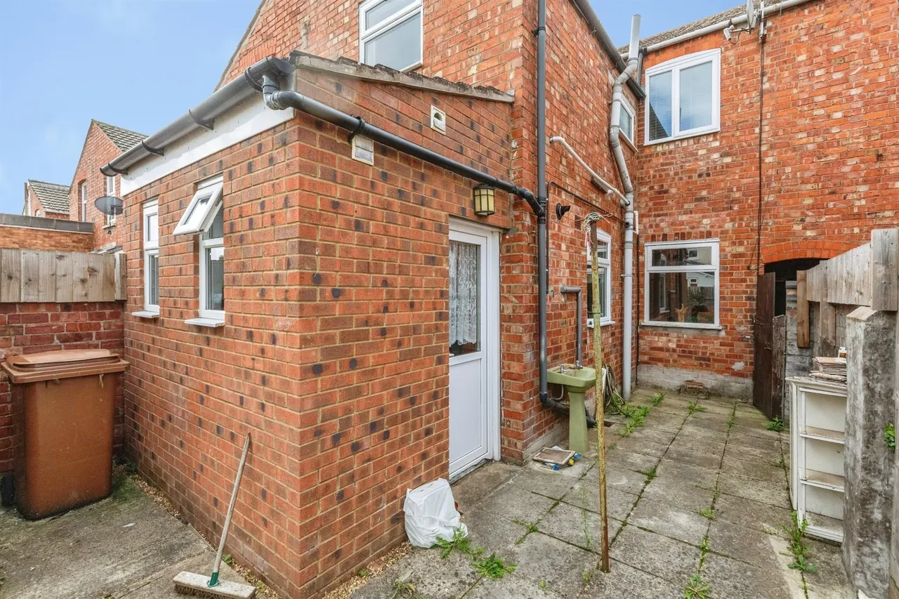 Albert Road, Wellingborough, NN8, photo 20