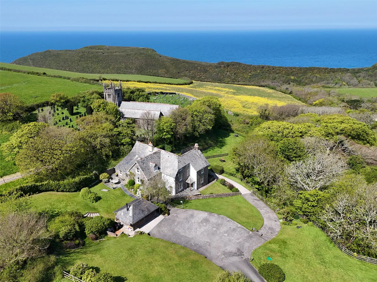 9 bed house for sale, St. Gennys, Bude, EX23