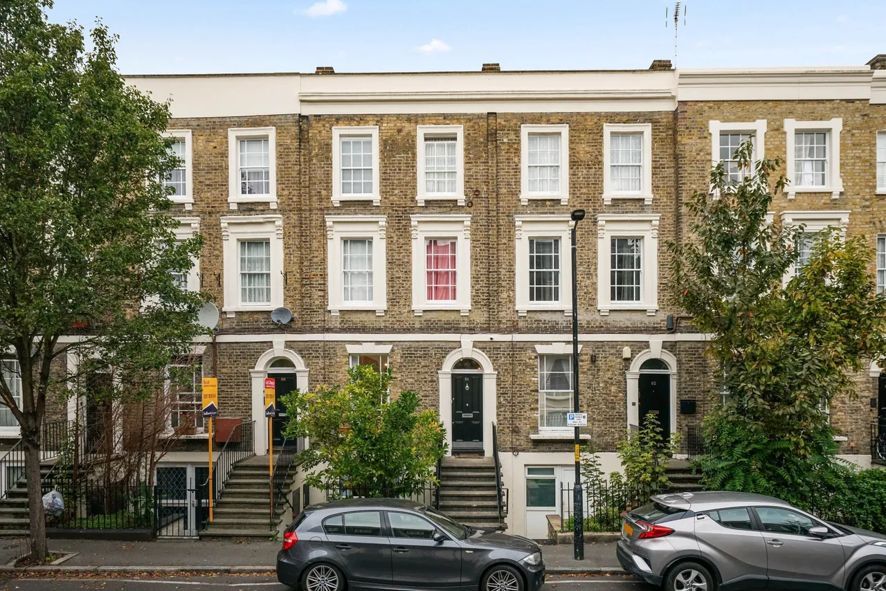 3 bed flat to rent, London, SE17