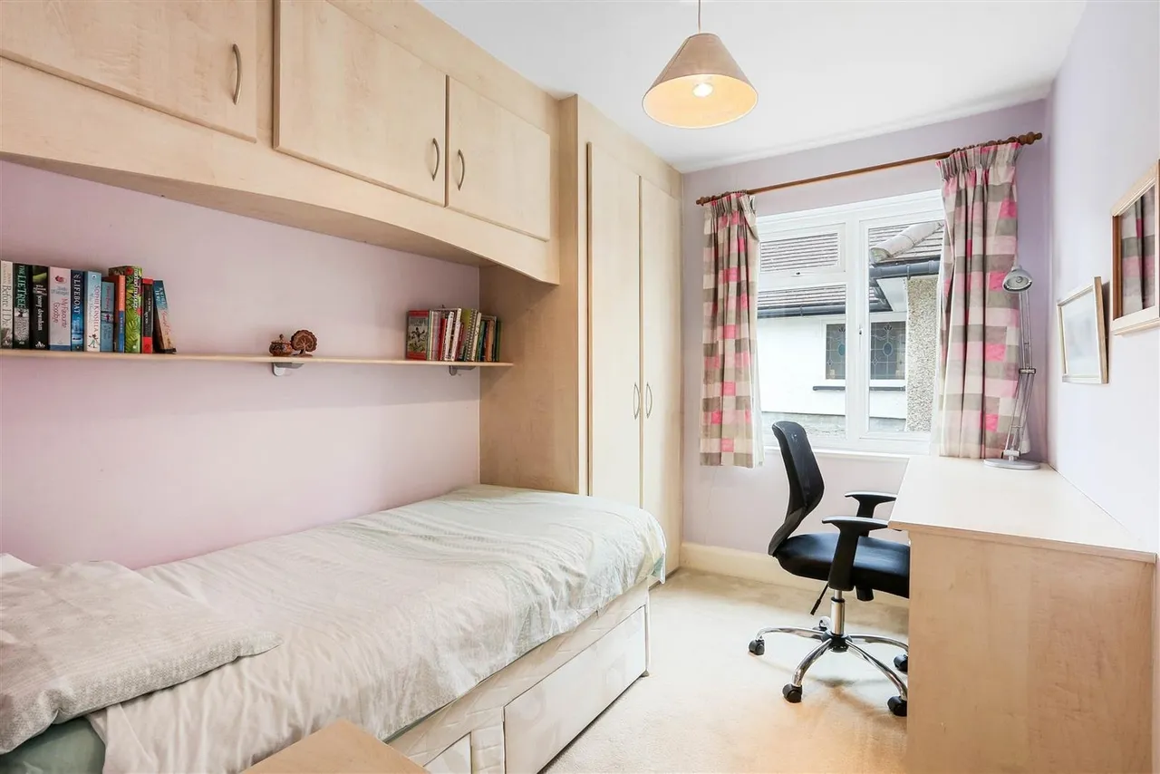 South Drive, South Cheam, SM2 7PN, photo 27