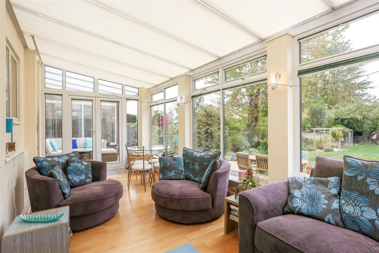 South Drive, South Cheam, SM2 7PN, photo 11