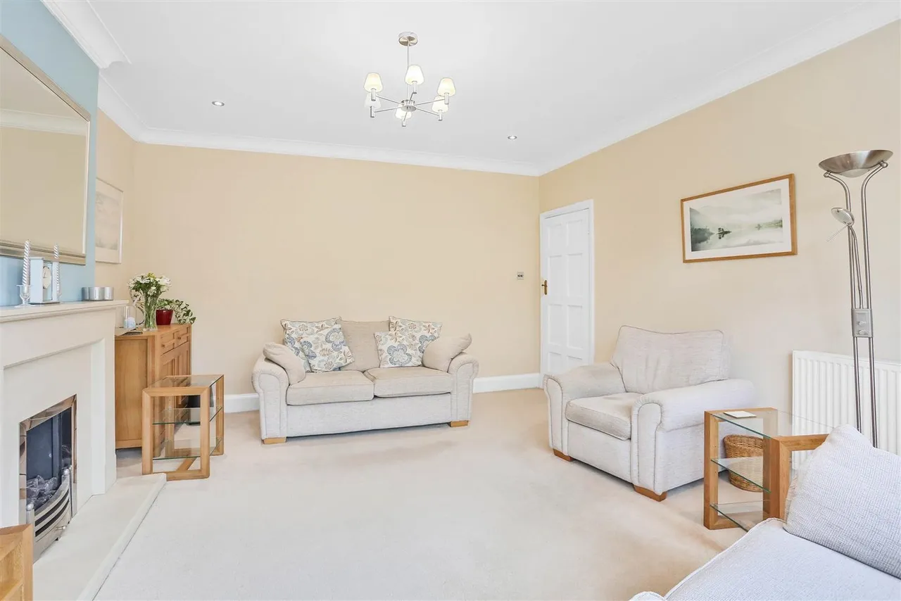 South Drive, South Cheam, SM2 7PN, photo 6