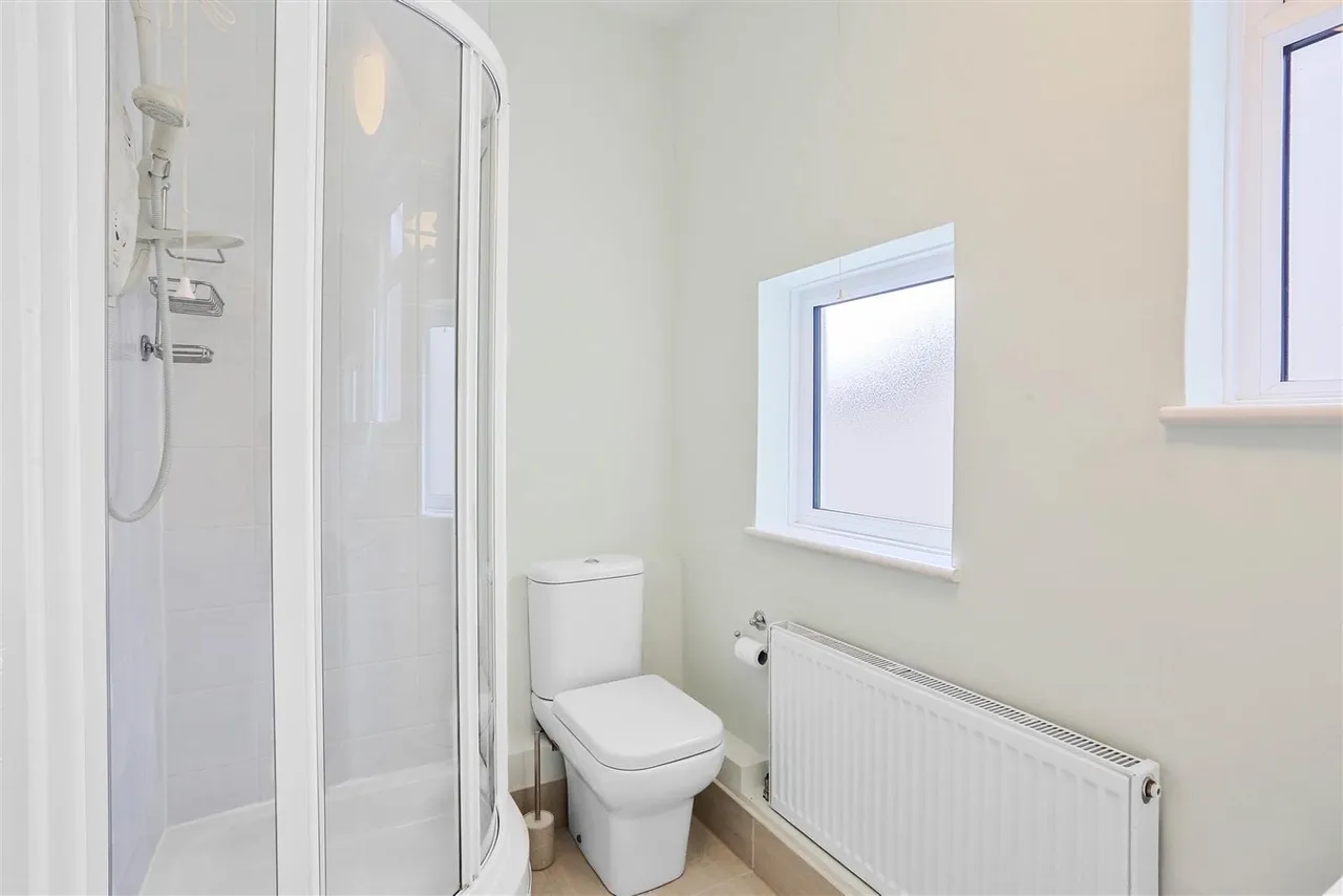 South Drive, South Cheam, SM2 7PN, photo 18