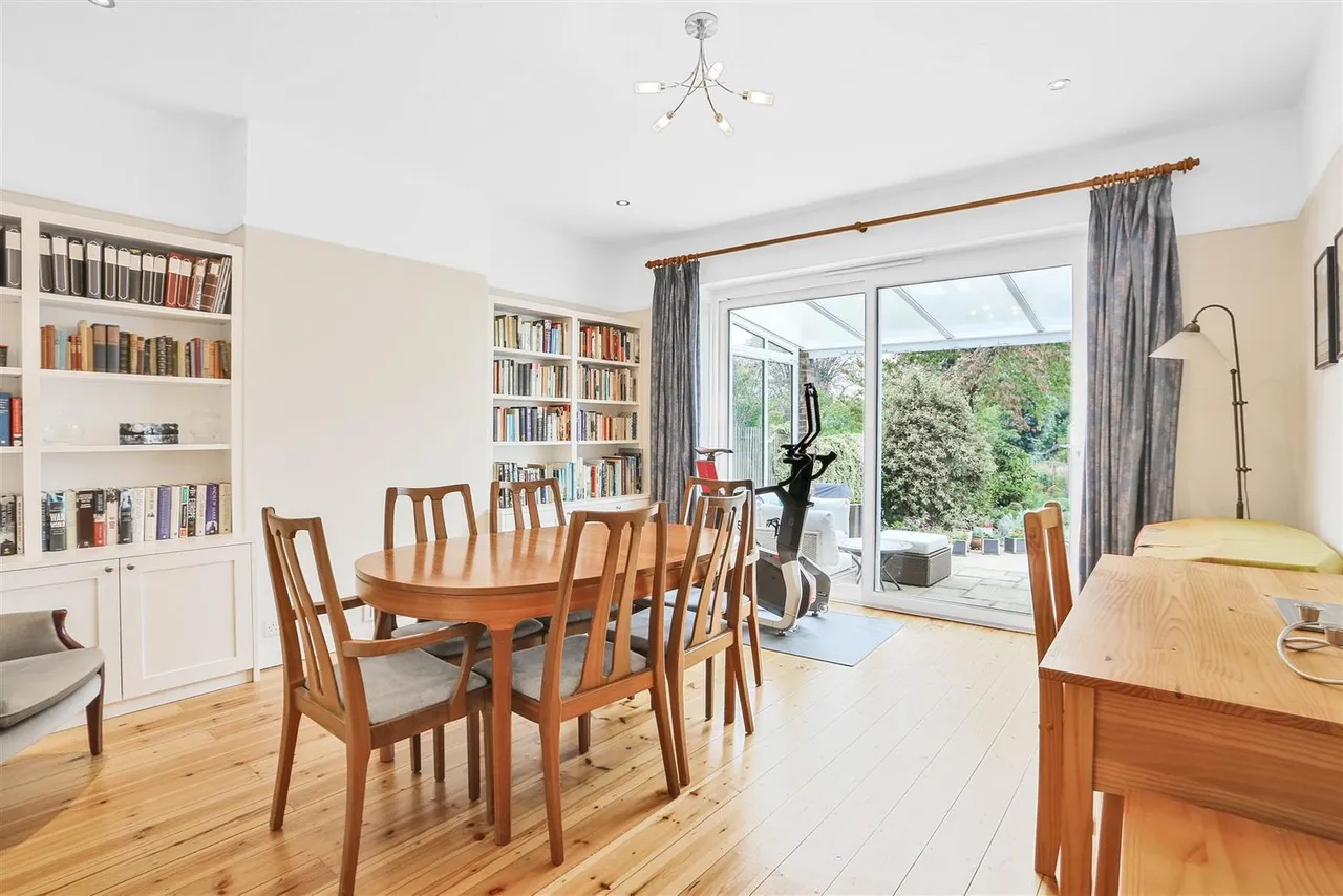 South Drive, South Cheam, SM2 7PN, photo 8