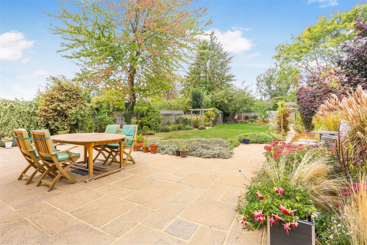 South Drive, South Cheam, SM2 7PN, photo 14