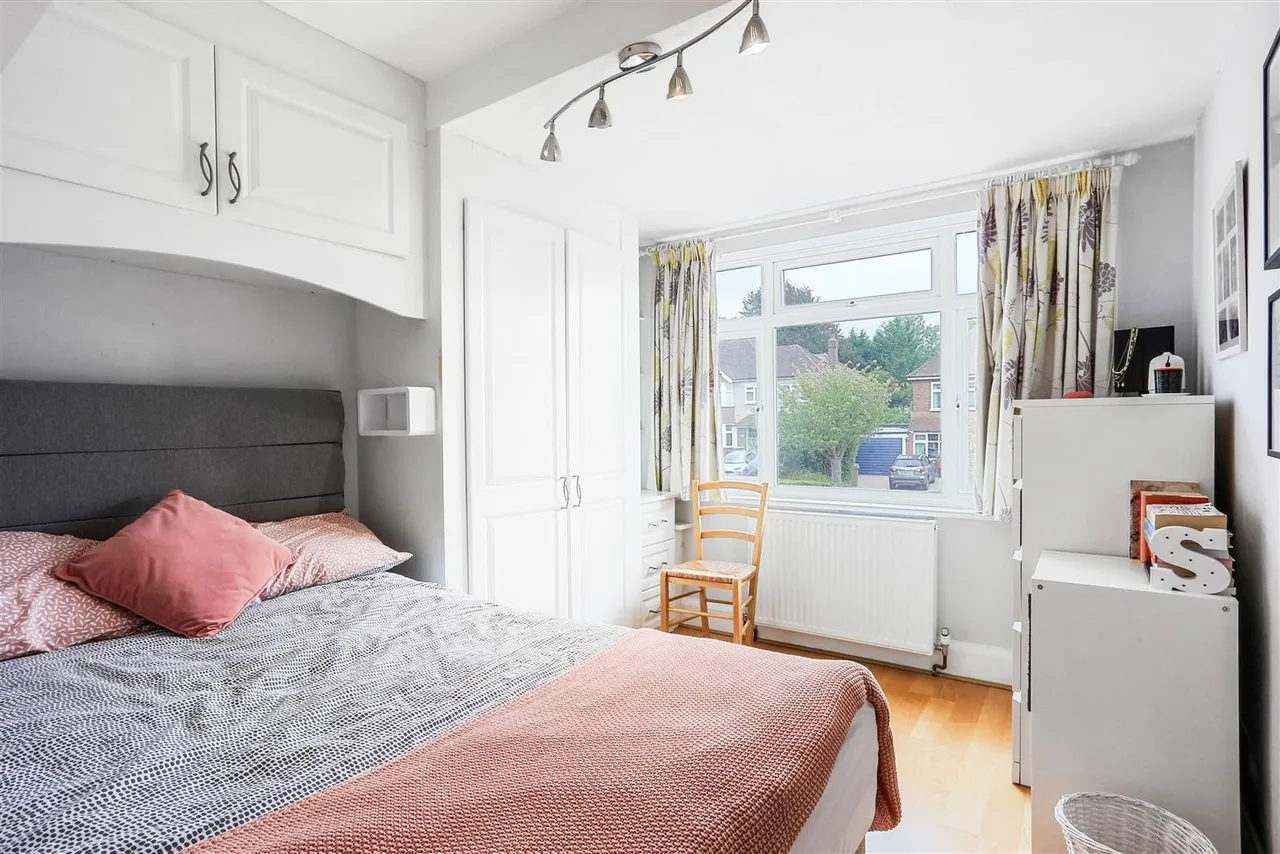 South Drive, South Cheam, SM2 7PN, photo 25