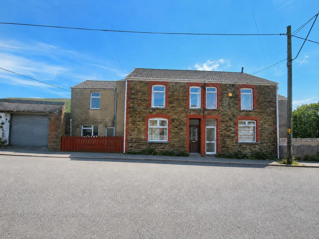 4 bed house for sale, High Street, Maesteg, CF34