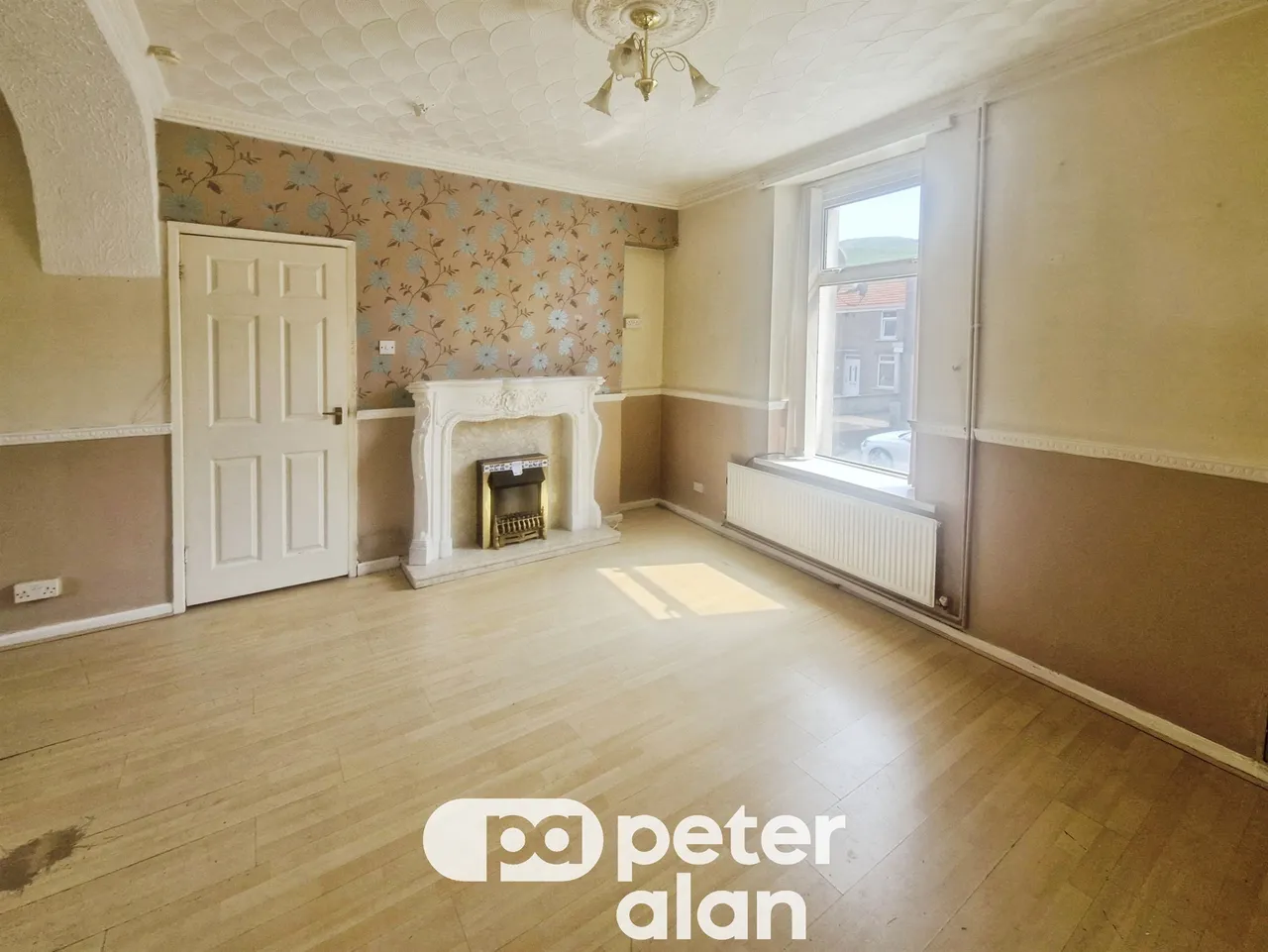 High Street, Maesteg, CF34, photo 4