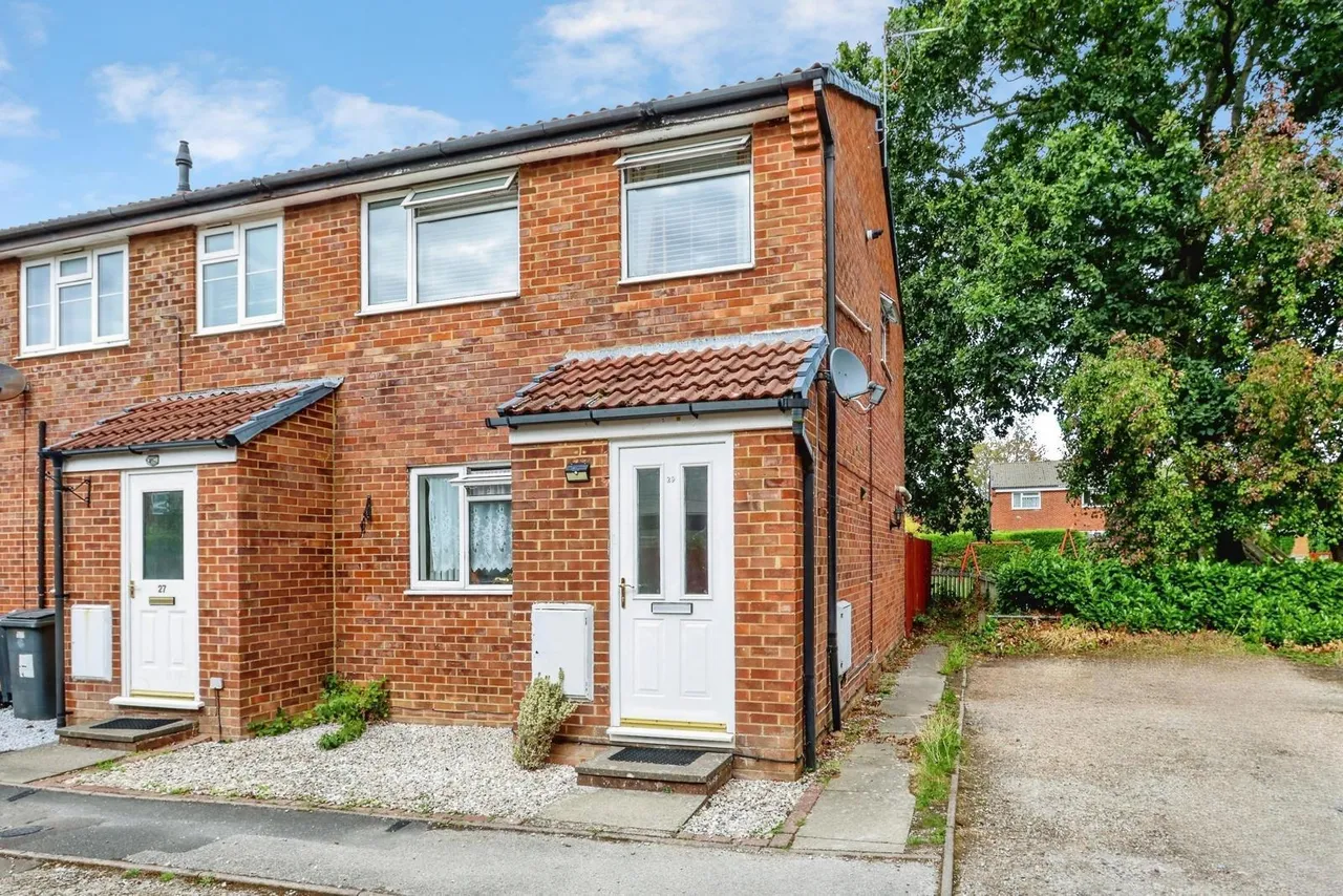 Chesildene Avenue, Throop, BH8, photo 18