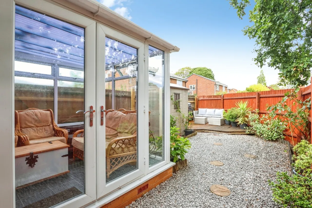 Chesildene Avenue, Throop, BH8, photo 15