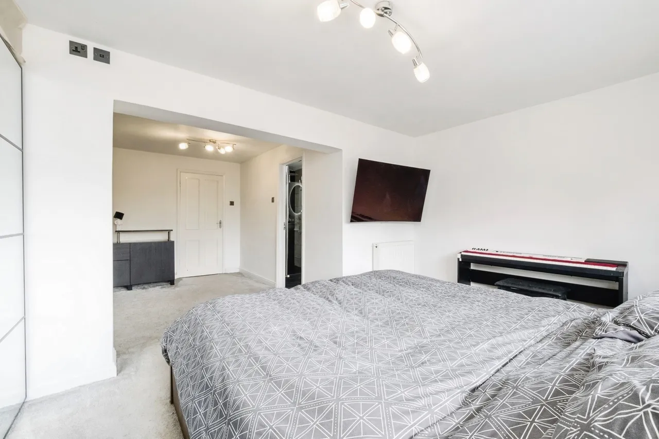 Frederick Road, Rainham, RM13, photo 23