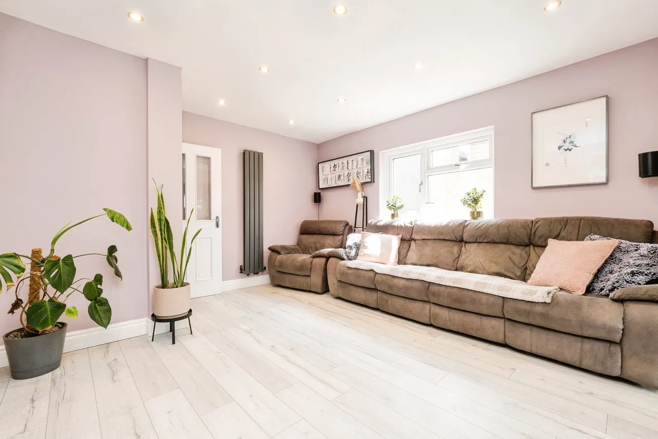 Frederick Road, Rainham, RM13, photo 5