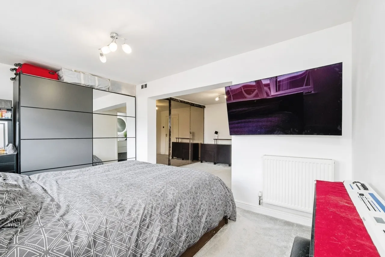 Frederick Road, Rainham, RM13, photo 22