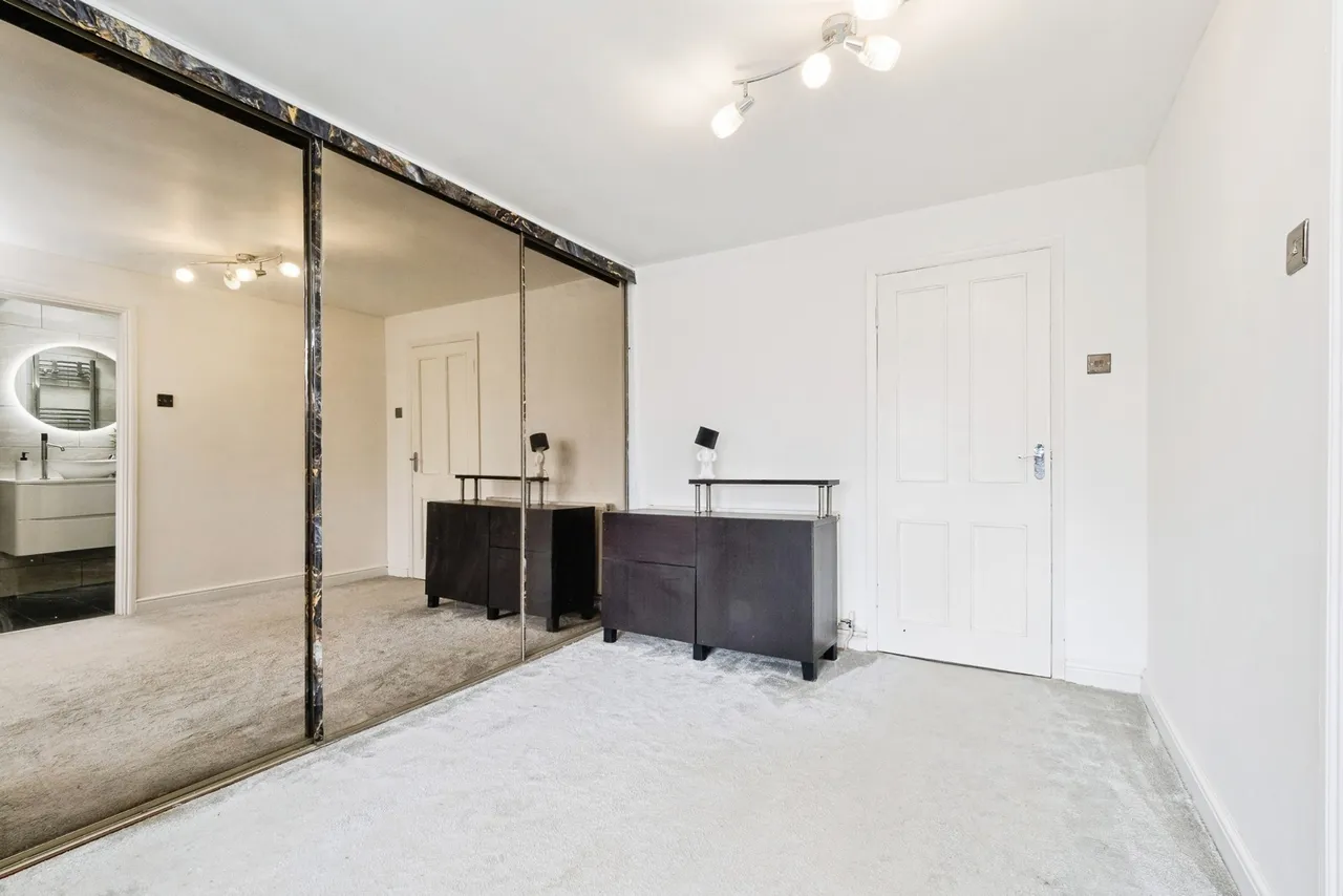 Frederick Road, Rainham, RM13, photo 24