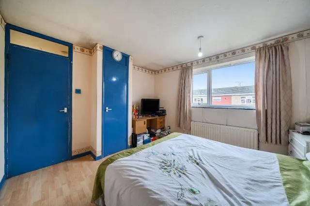 Lembrook Walk, Aylesbury, HP21, photo 12