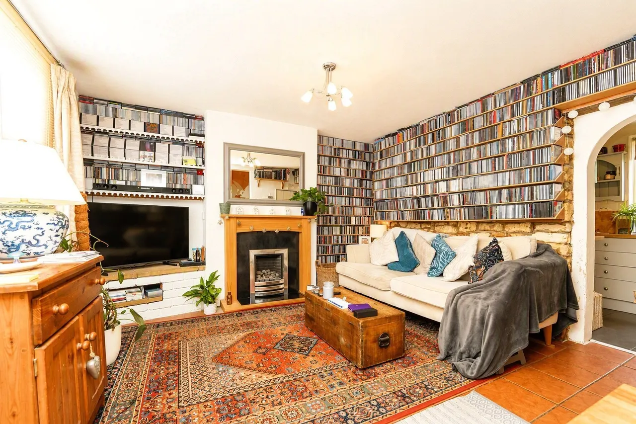 Exmouth Street, Cheltenham, GL53, photo 2