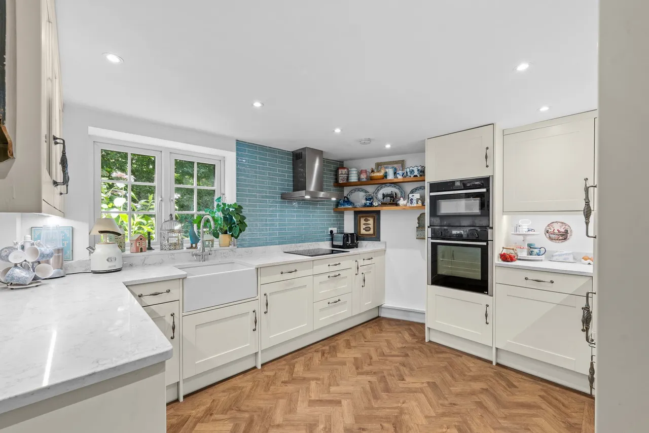 Carshalton Road, Banstead, SM7, photo 11