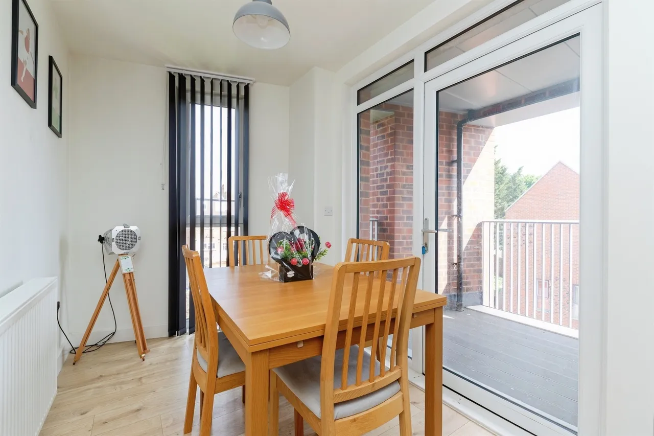 The Ridgeway, Hertford, photo 5