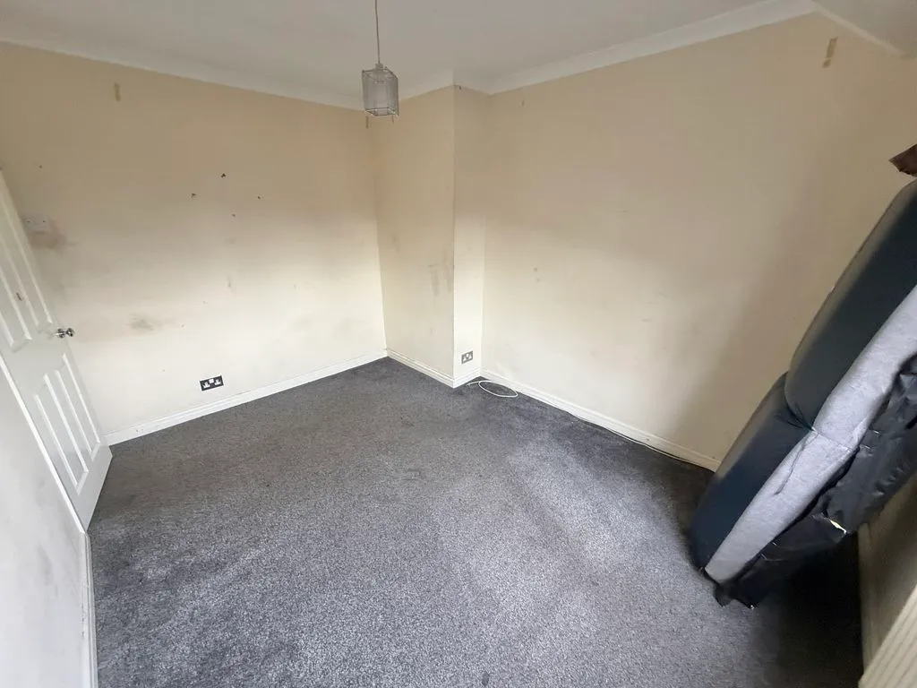 Eltham Grove, Kingstanding, B44, photo 13