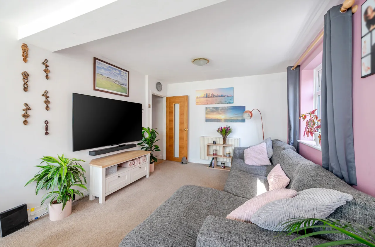 Hamesmoor Road, Mytchett, Surrey, GU16 6JF, photo 10