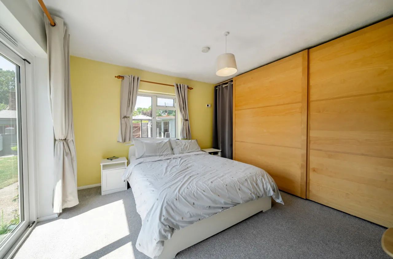 Hamesmoor Road, Mytchett, Surrey, GU16 6JF, photo 12