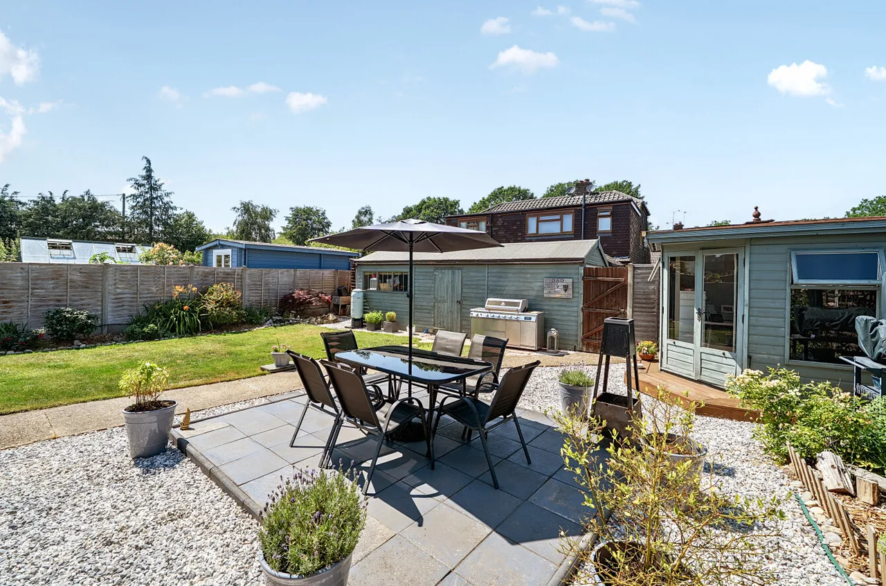 Hamesmoor Road, Mytchett, Surrey, GU16 6JF, photo 20