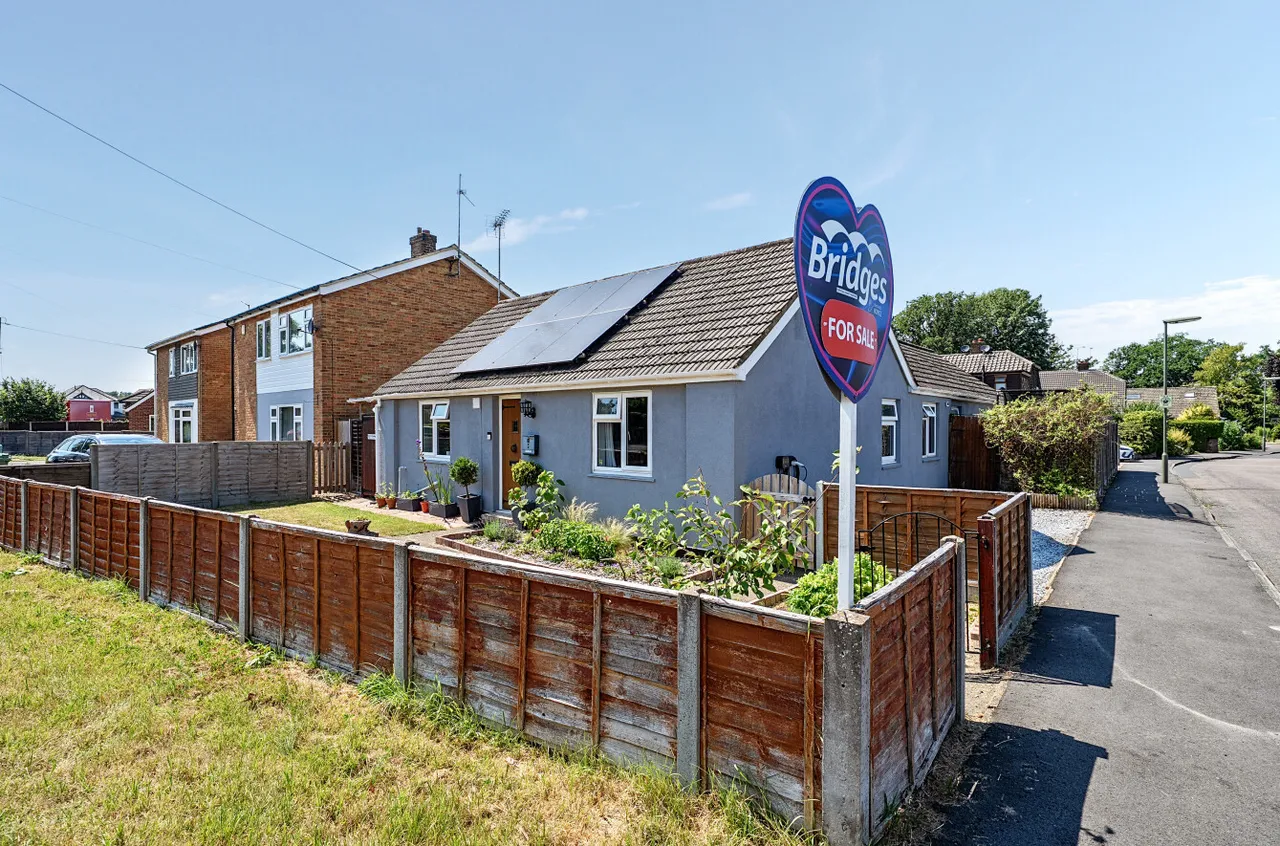 Hamesmoor Road, Mytchett, Surrey, GU16 6JF, photo 24