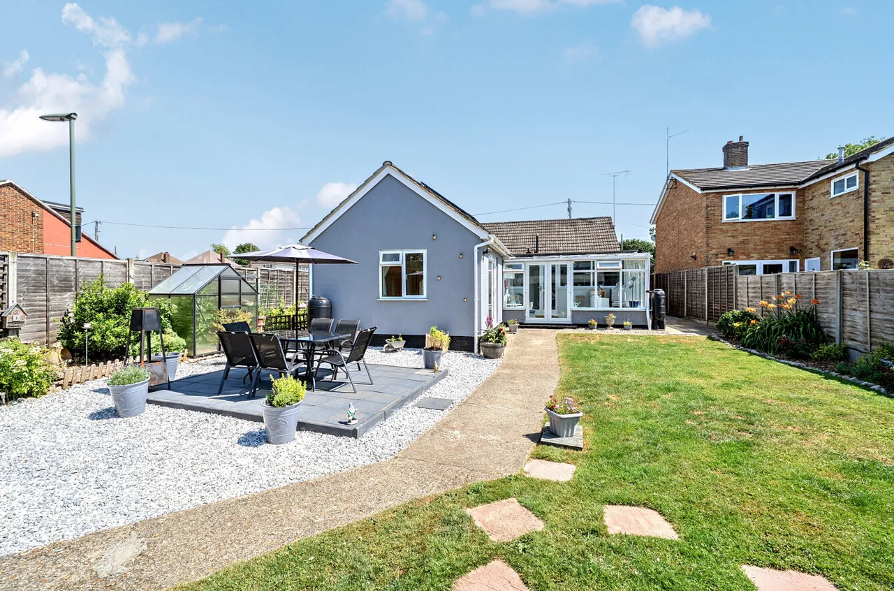 Hamesmoor Road, Mytchett, Surrey, GU16 6JF, photo 4