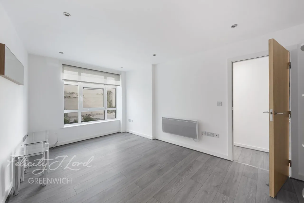 2 bed flat for sale, Welland Street, Greenwich, SE10