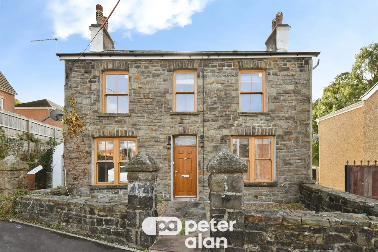 4 bed house for sale, Rose Row, Aberdare, CF44
