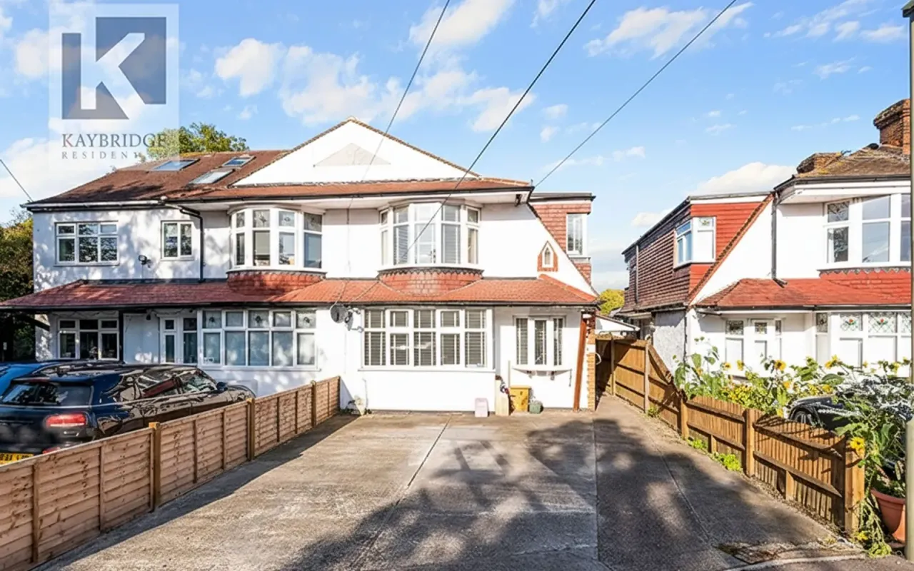 Ewell By Pass, Epsom, KT17, photo 3