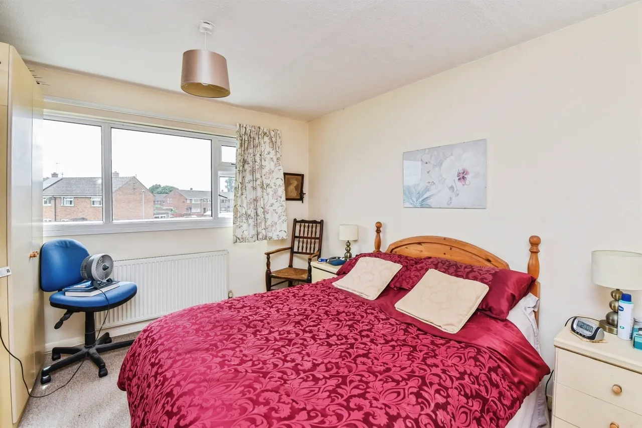 Clifton Close, Chippenham, photo 12