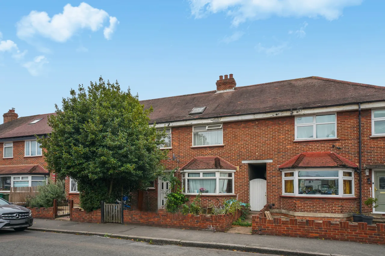 4 bed house for sale — Mitcham, London, Surrey, CR4
