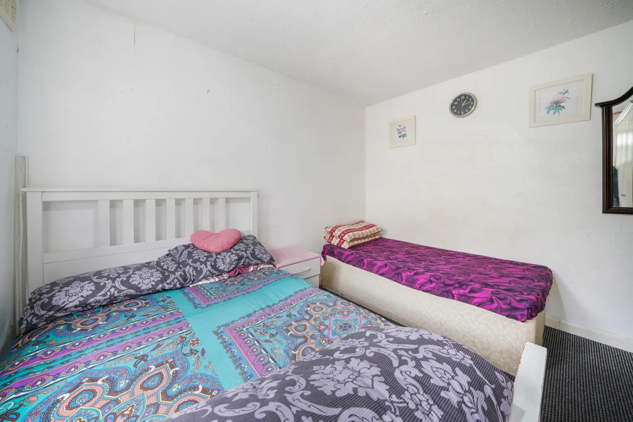 Mitcham, London, Surrey, CR4, photo 15