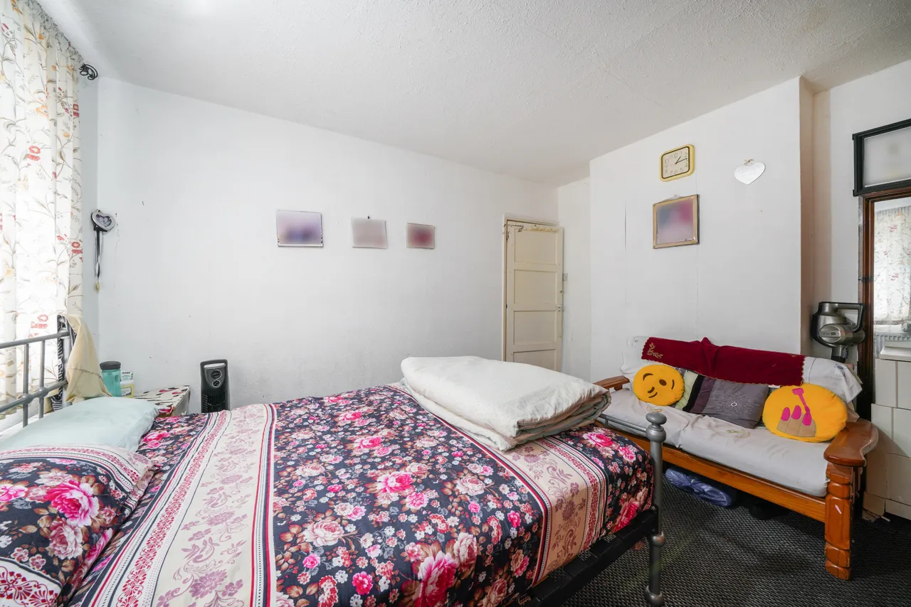 Mitcham, London, Surrey, CR4, photo 13