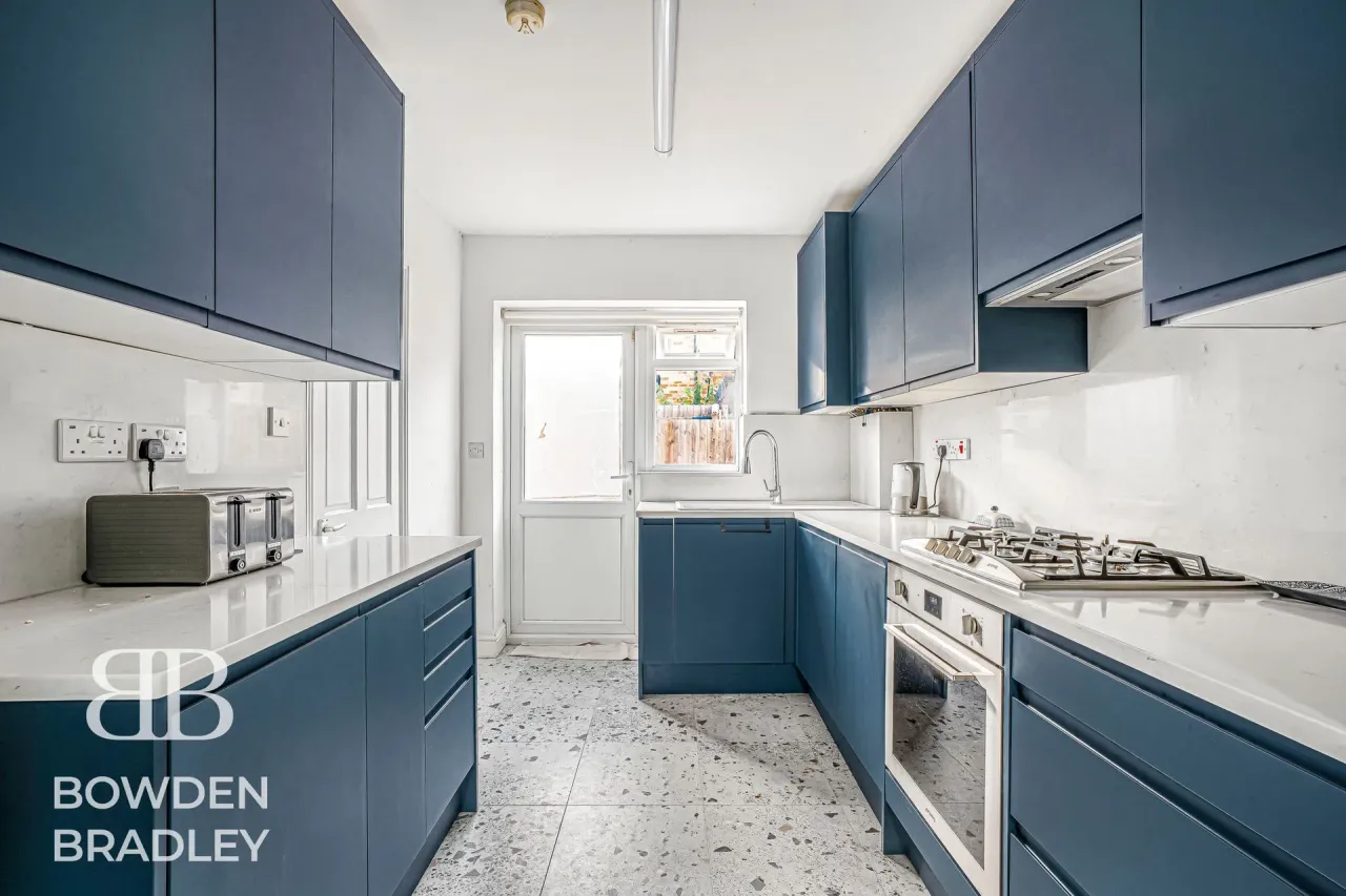 Walton Road, London, E12, photo 27