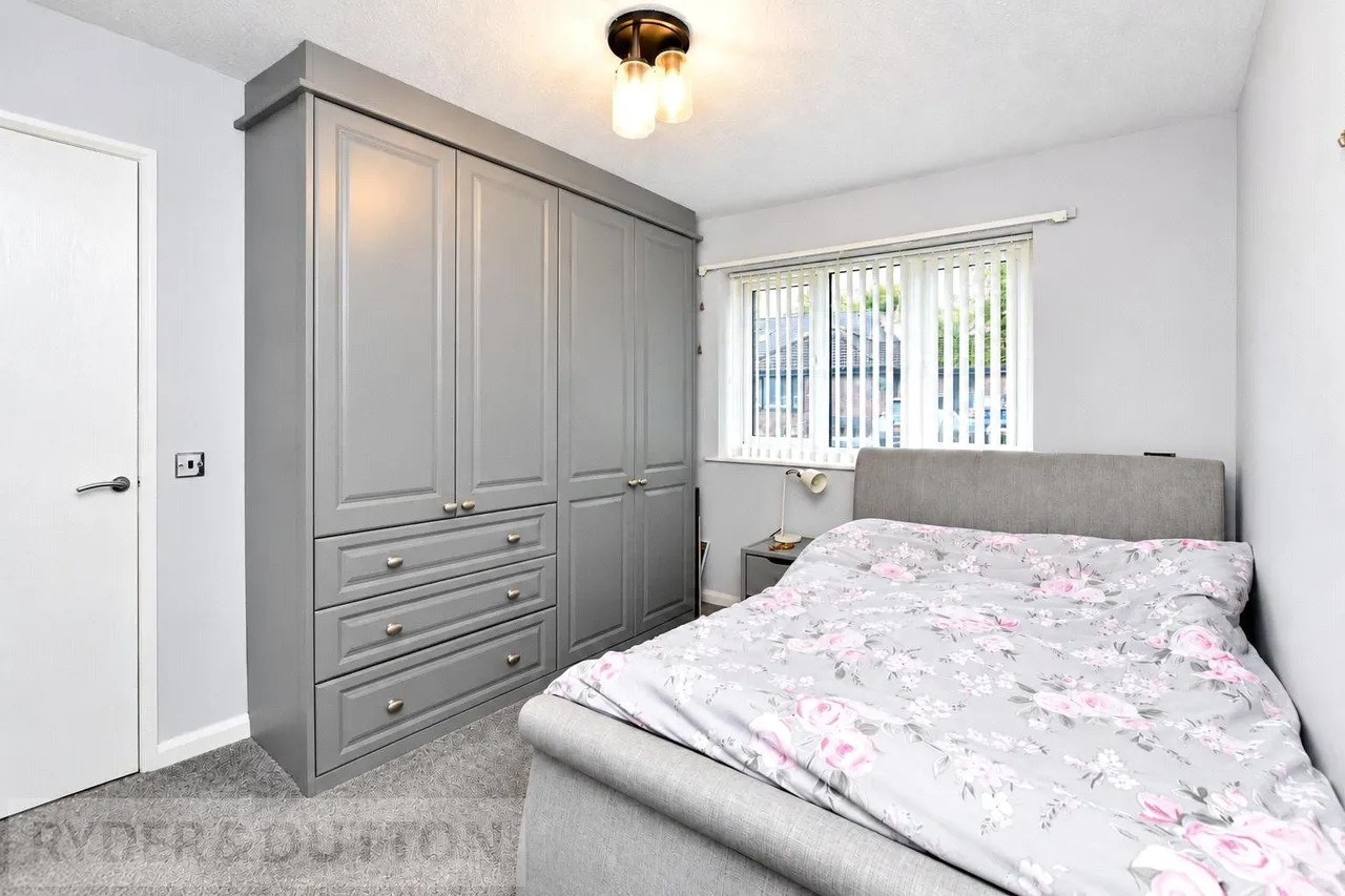Mulberry Close, Rochdale, OL11, photo 7